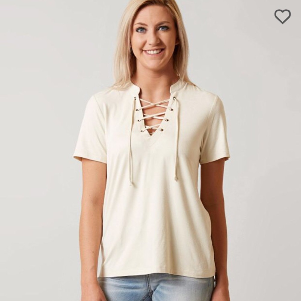WHITE CROW LACE UP TEE!